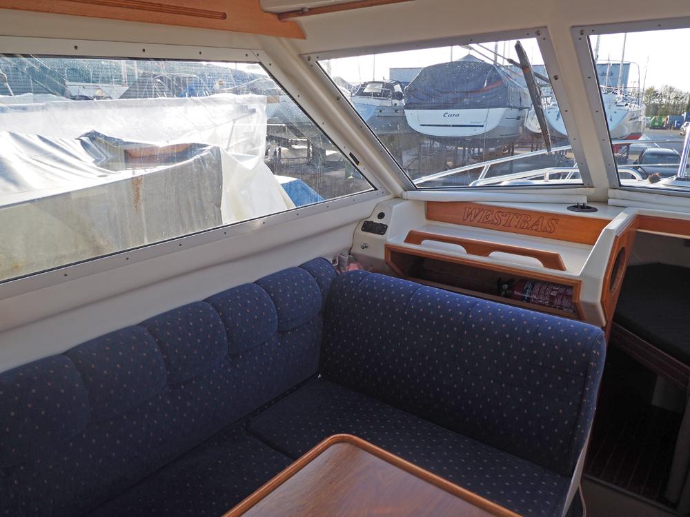 Stuurhuis, Accommodatie